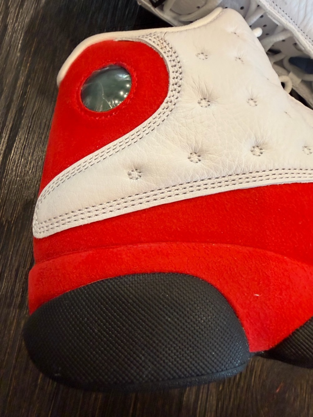Air Jordan 13 'Chicago' (2026) Men's Size 13 new - Picture 3 of 13